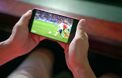Jogos de futebol de 2022 na tela do smartphone futebol ao vivo online via
